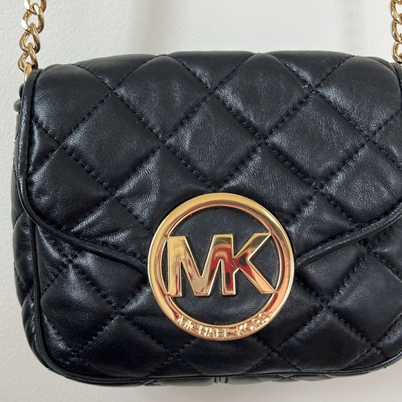 Michael Kors crossbody bag - Picture 2 of 7